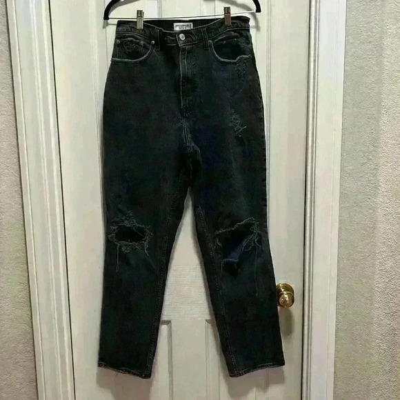 Abercrombie 90’s Straight Ultra High Rise Curve Love Black Distressed Jeans 10R - Picture 2 of 15